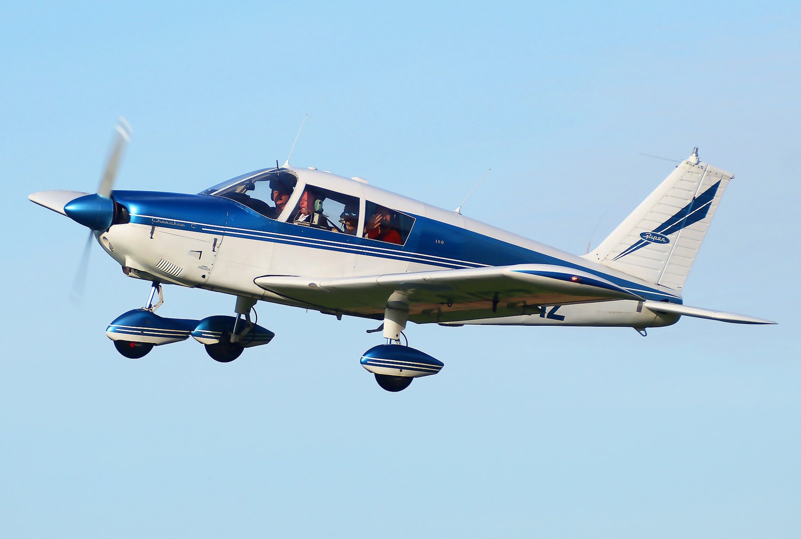 Piper aircraft photograph
